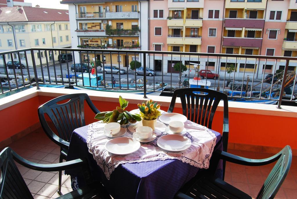 Stella Marina Apartment กราโด ภายนอก รูปภาพ