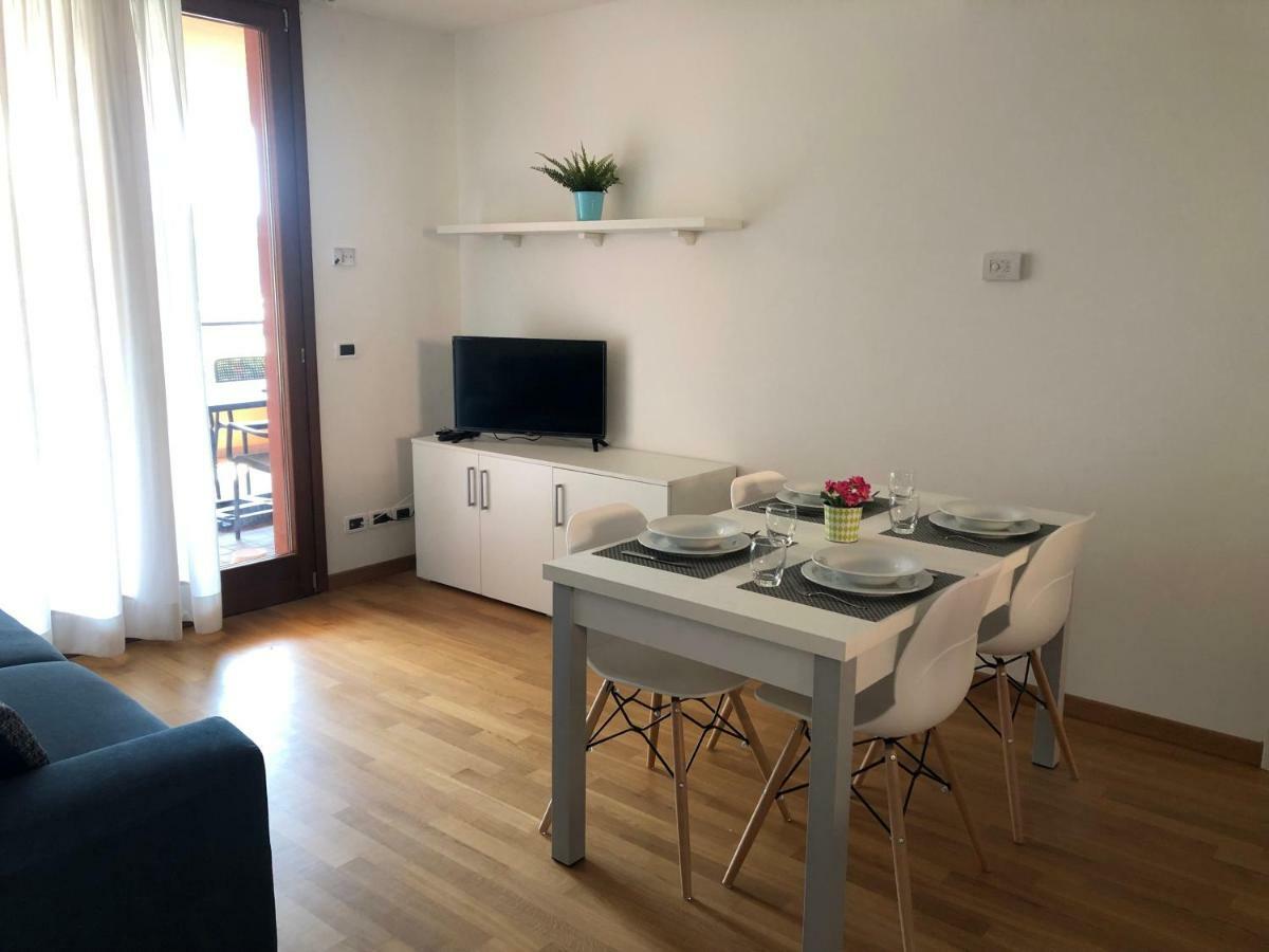 Stella Marina Apartment กราโด ภายนอก รูปภาพ